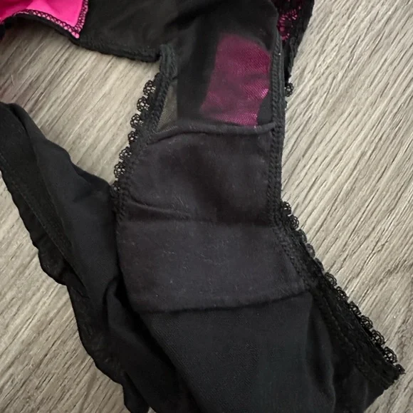 NEW| Intimate Set - Picture 5 of 8